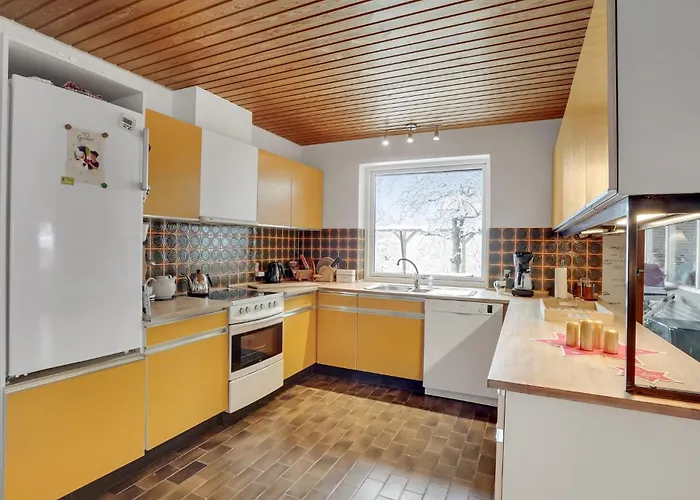 2 Bedroom Pet Friendly In