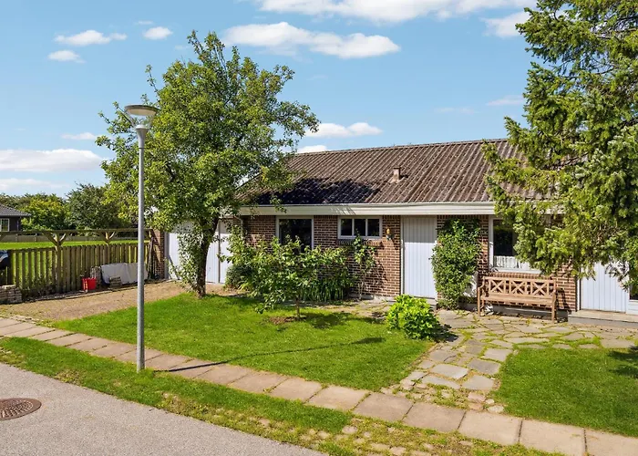 2 Bedroom Pet Friendly In Semesterbostad Thisted